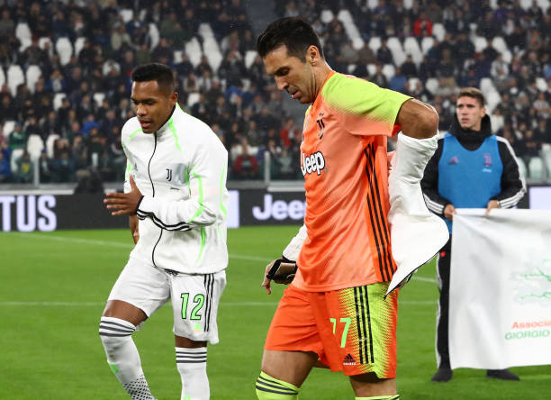 2019/20 Juventus X Palace #77 BUFFON GK Jersey Boxset (M)