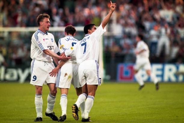 1997/98 Auxerre #4 Home Jersey (L)