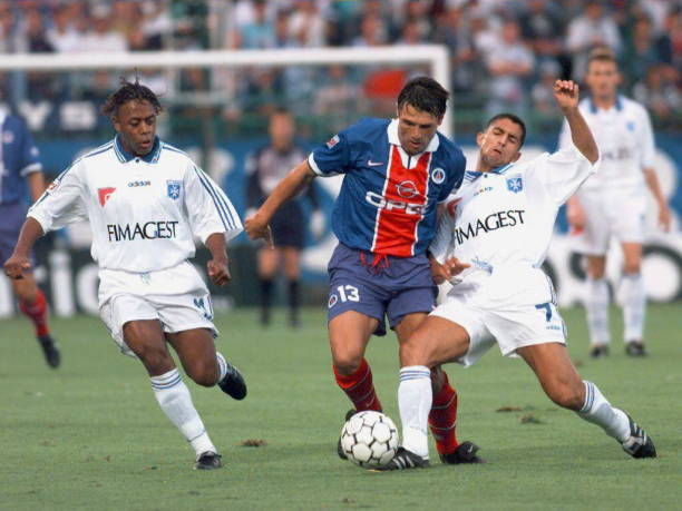 1997/98 Auxerre #4 Home Jersey (L)