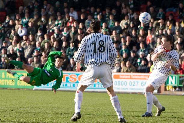 2005/06 Celtic #29 MALONEY Away Jersey (L) L/S