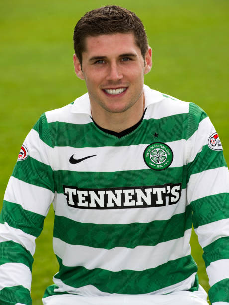 2010/11 Celtic #88 HOOPER Home Jersey (M) L/S