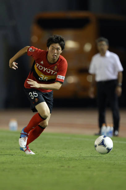 2011/12 Nagoya Grampus #35 T.TANAKA Home Jersey (L)
