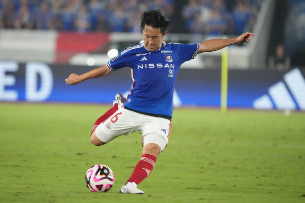 2024 Yokohama F.Marinos #6 WATANABE Home Jersey (L)