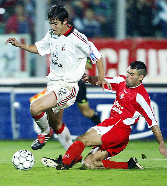 2003/04 AC Milan #22 KAKA Away Jersey (M)