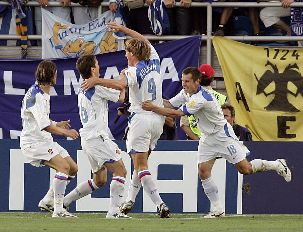 2004/05 Russia Home Jersey (M)