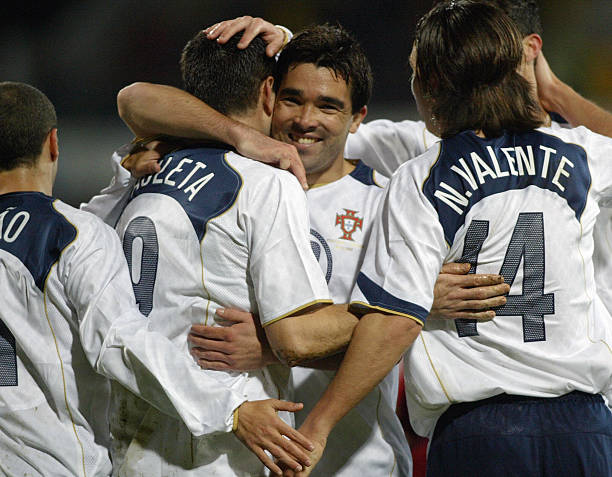2004/05 Portugal #20 DECO Away Jersey (L)