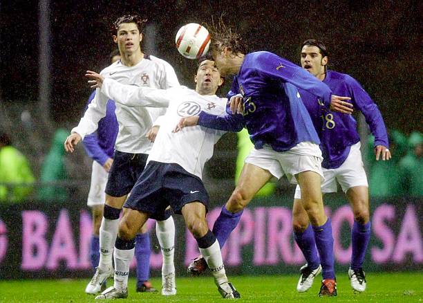 2004/05 Portugal #20 DECO Away Jersey (L)