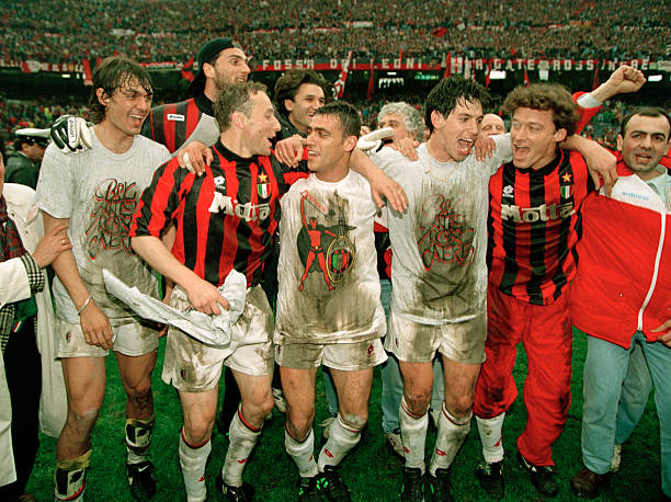 1993/94 AC Milan Home Jersey (M)