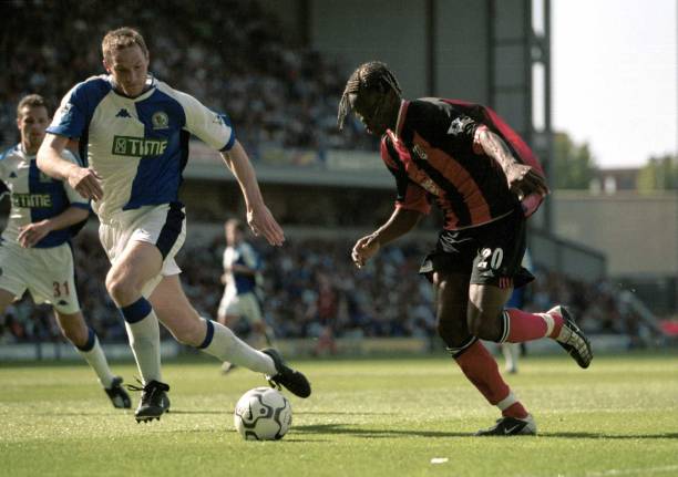2001/02 Fulham #20 SAHA Away Jersey (L)