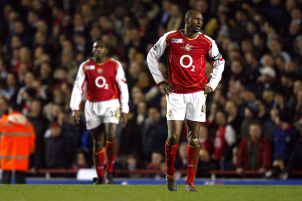 2004/05 Arsenal #4 VIEIRA Home Jersey (M)