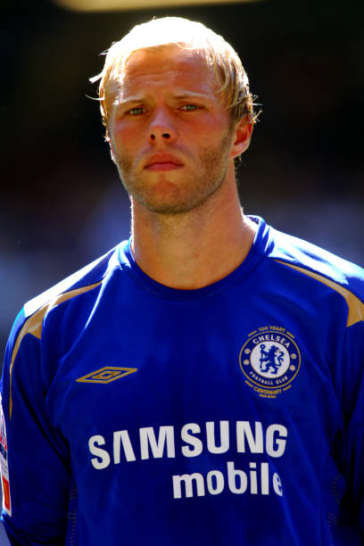 2005/06 Chelsea #22 GUDJOHNSEN Home Jersey (L)