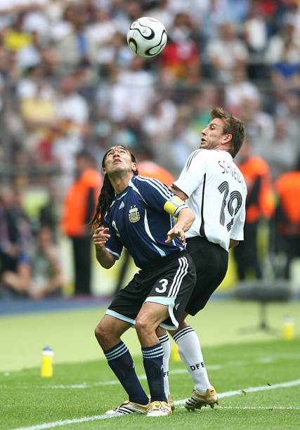 2005/07 Germany #19 SCHNEIDER Home Jersey (L)