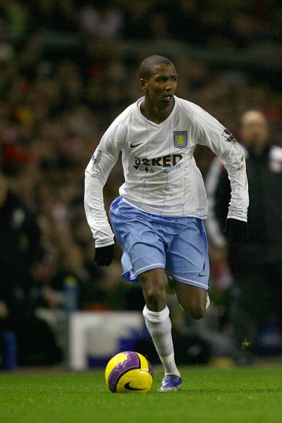 2007/08 Aston Villa #7 YOUNG Away Jersey (L) L/S