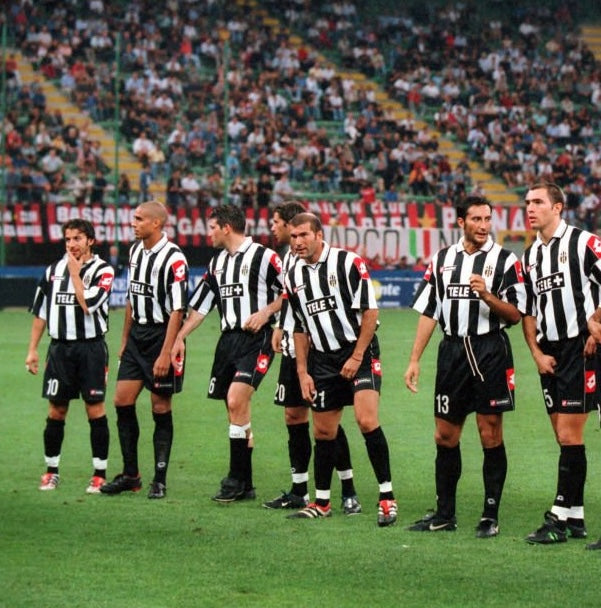 2000/01 Juventus #21 ZIDANE Home Jersey (L)