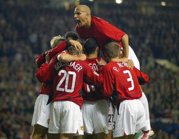 2002/03 Man Utd #6 FERDINAND Home Jersey (L)