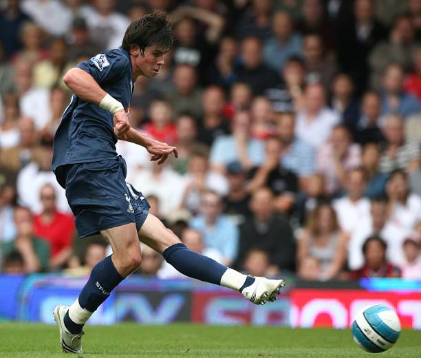 2007/08 Tottenham #3 BALE Away Jersey (XL)