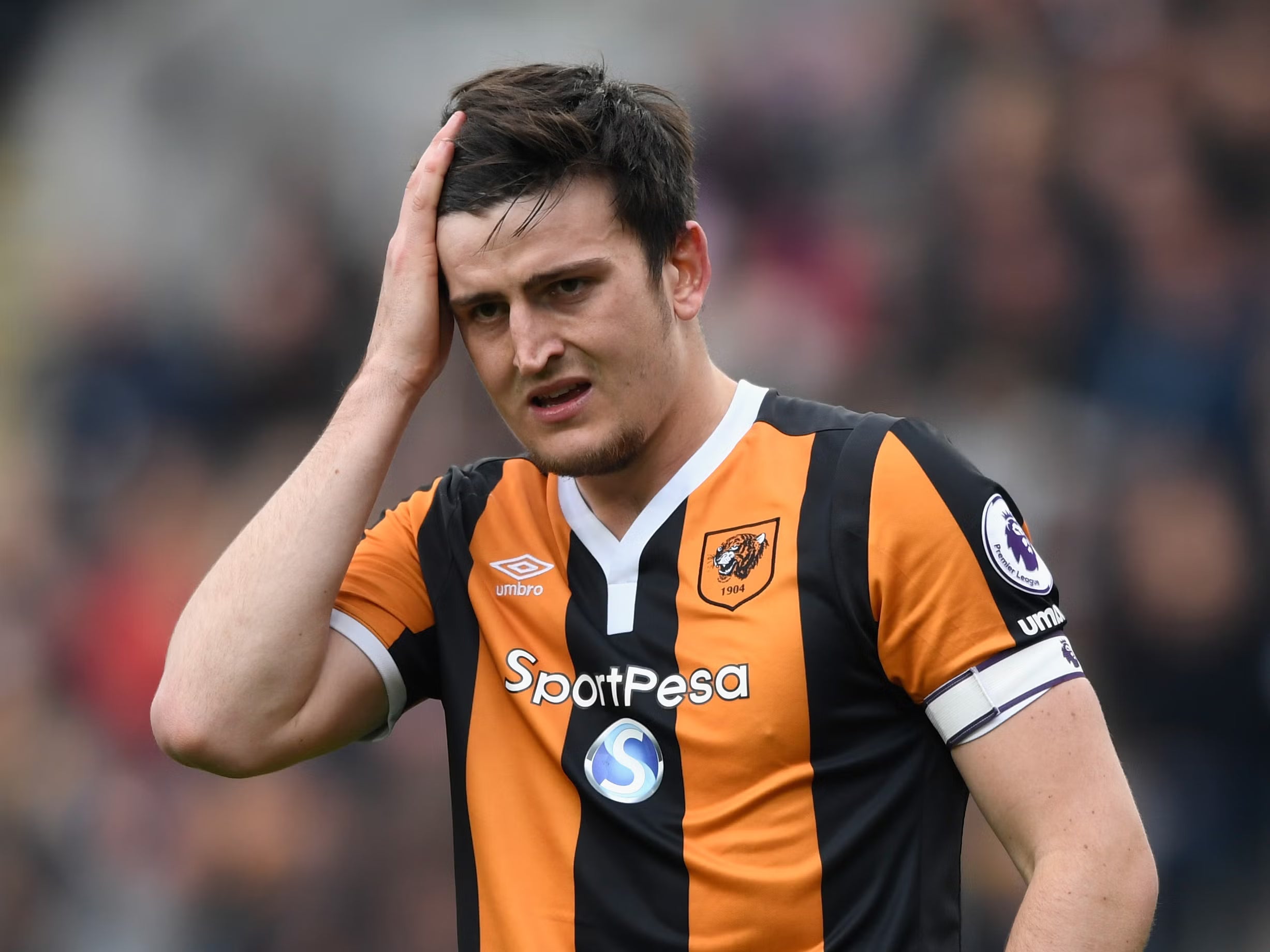 2016/17 Hull City #5 MAGUIRE Home Jersey (L)
