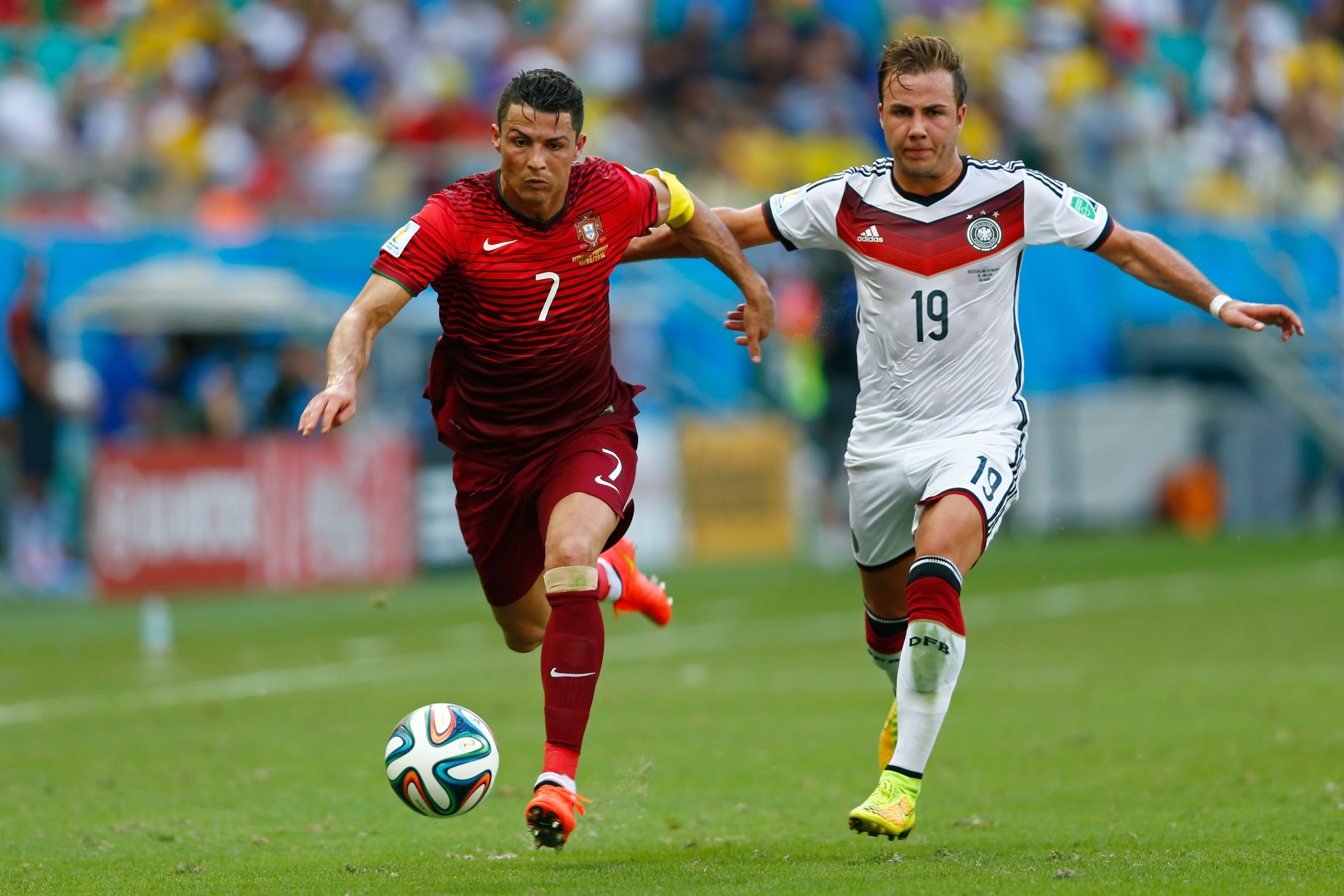 2014/15 Portugal #7 RONALDO Home Jersey (S)