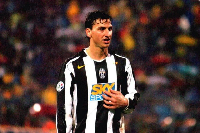 2004/05 Juventus Home Jersey (XL) L/S