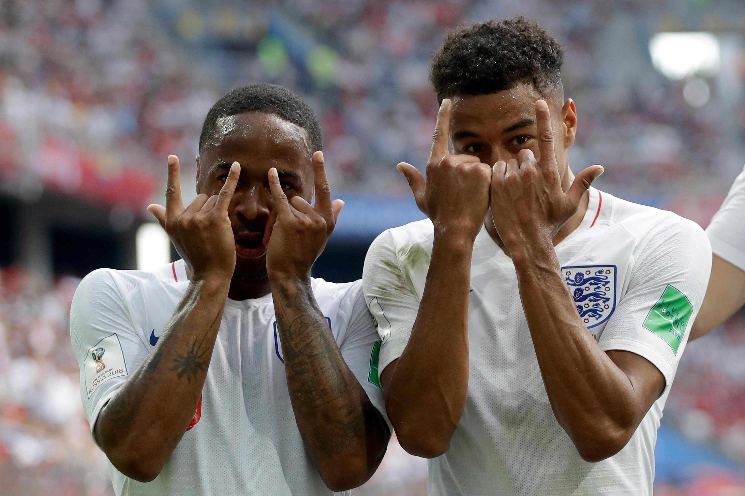 2018/19 England #7 LINGARD Home Jersey (M)