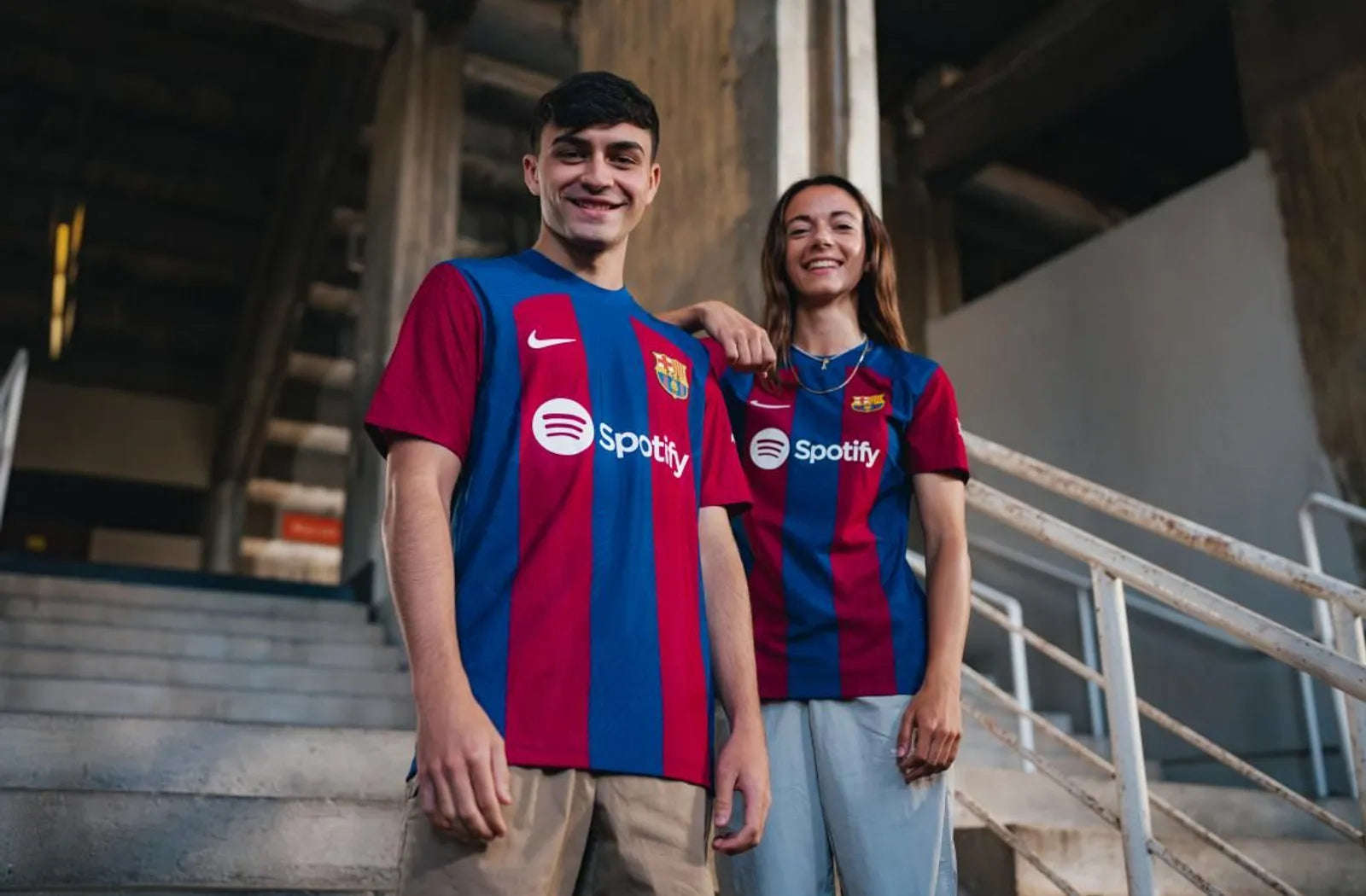 2023/24 Barcelona Home Jersey (L)