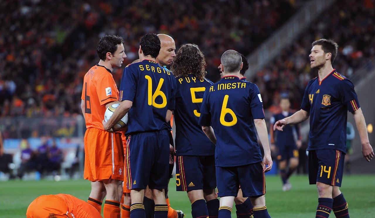 2010 Spain #6 A.INIESTA Away Jersey (XL)