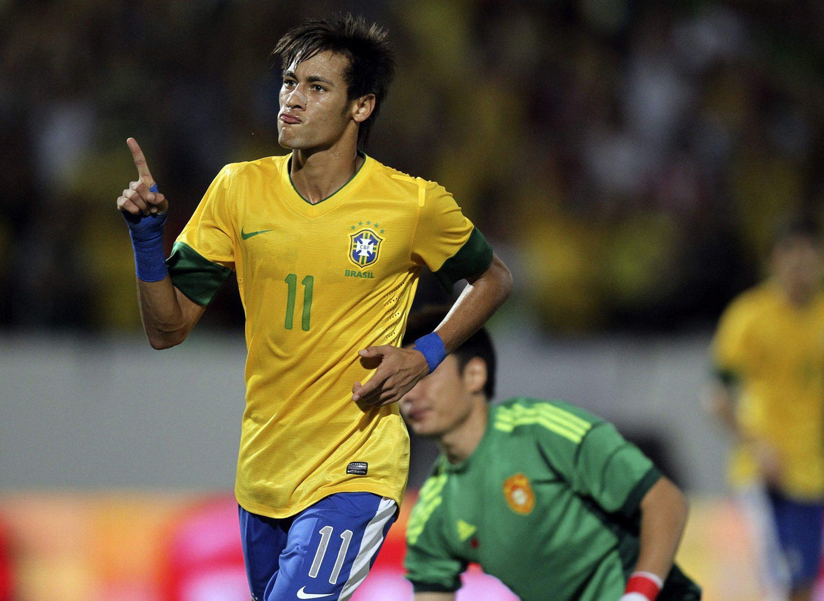 2012/13 Brazil #11 NEYMAR Home Jersey (S)