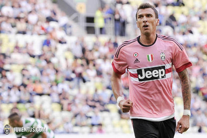 2015/16 Juventus #17 MANDZUKIC Away Jersey (S)