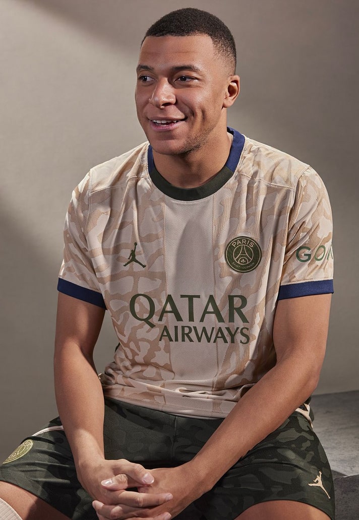 2023/24 PSG #7 MBAPPE Fourth Jersey (M)