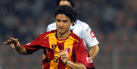 2006/07 Galatasaray #16 CARRUSCA Alternate Home Jersey (XL)