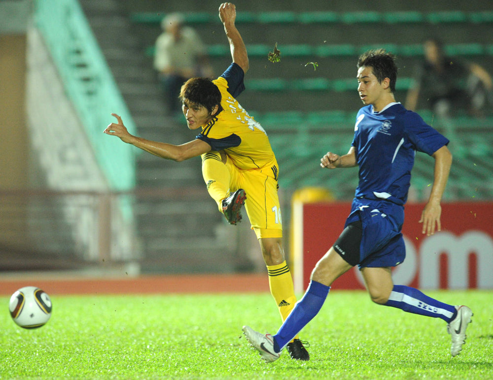 2010/11 TSW Pegasus Home Jersey (L)