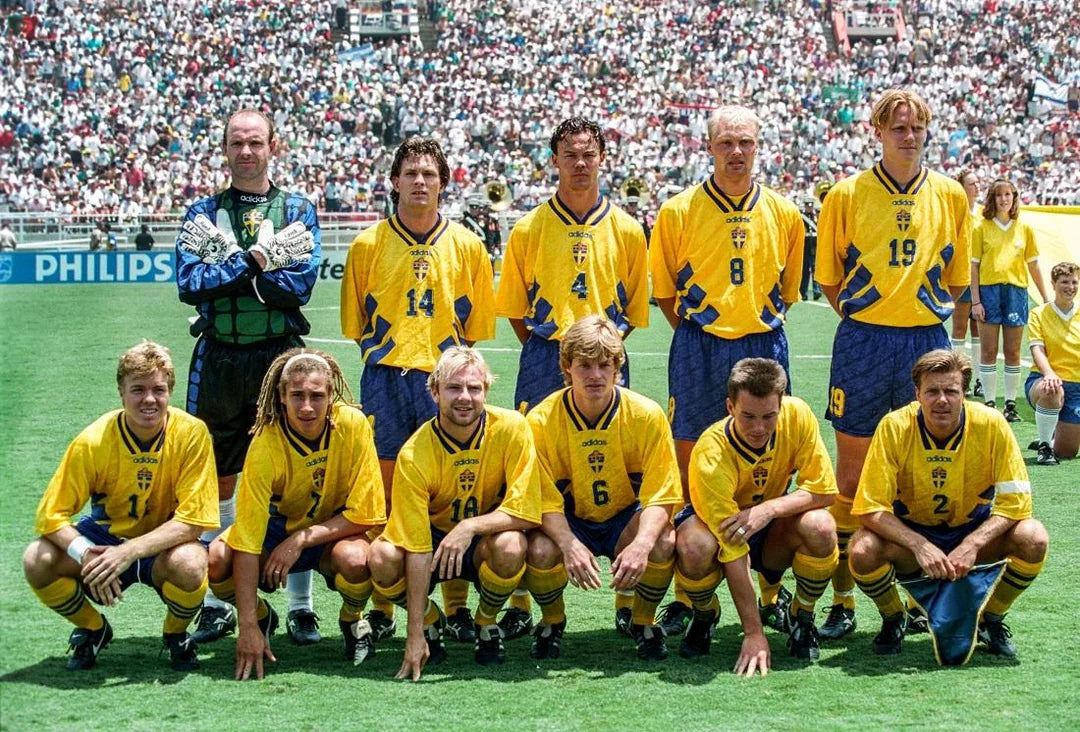 1994/96 Sweden Home Jersey (L)