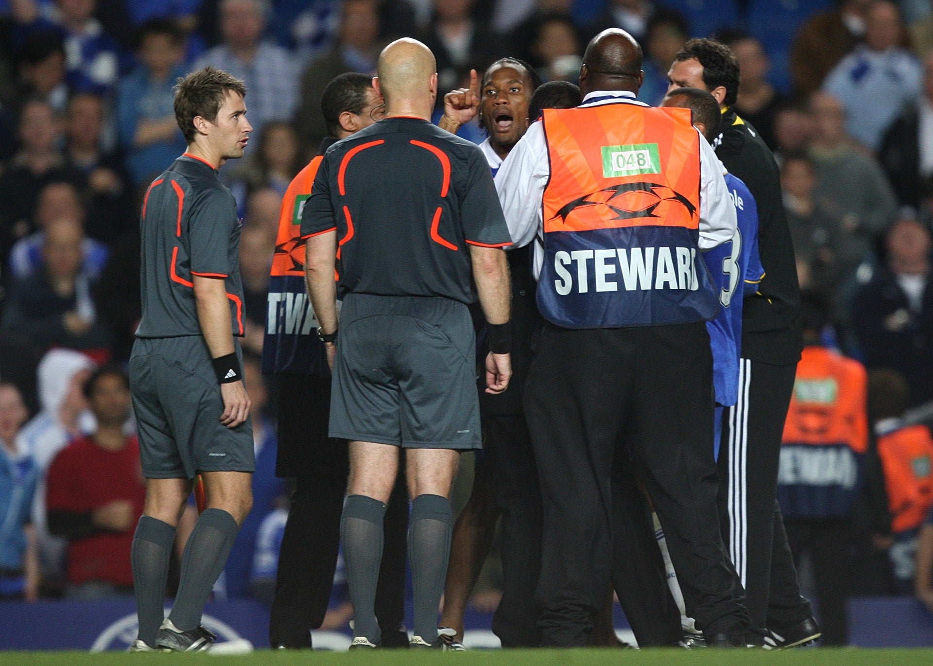 2008/09 Chelsea Home Jersey (L)